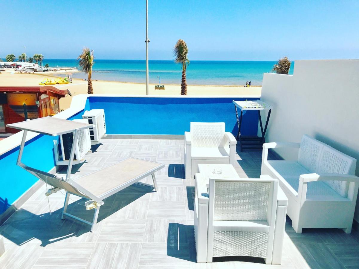 Terrazze Sul Mare Bed & Breakfast Pozzallo Eksteriør bilde