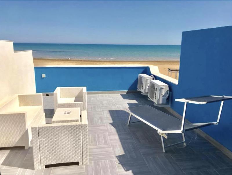 Terrazze Sul Mare Bed & Breakfast Pozzallo Eksteriør bilde