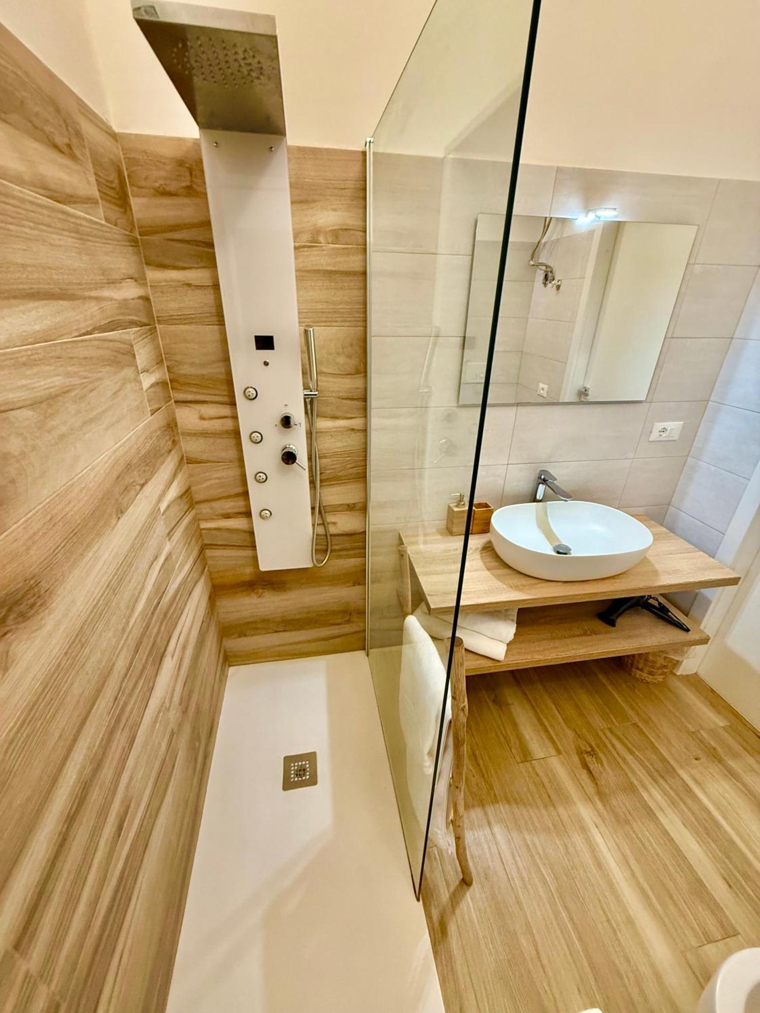 Terrazze Sul Mare Bed & Breakfast Pozzallo Eksteriør bilde