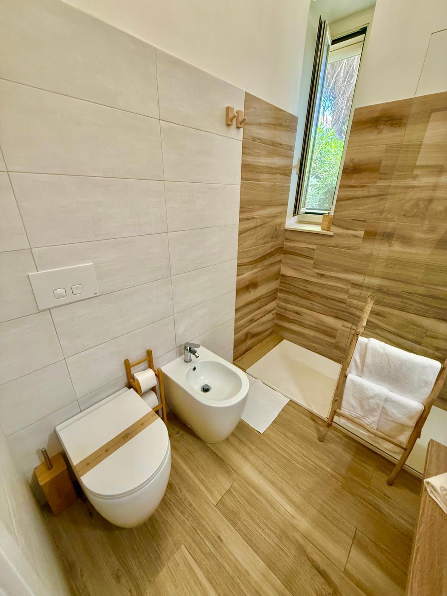 Terrazze Sul Mare Bed & Breakfast Pozzallo Eksteriør bilde