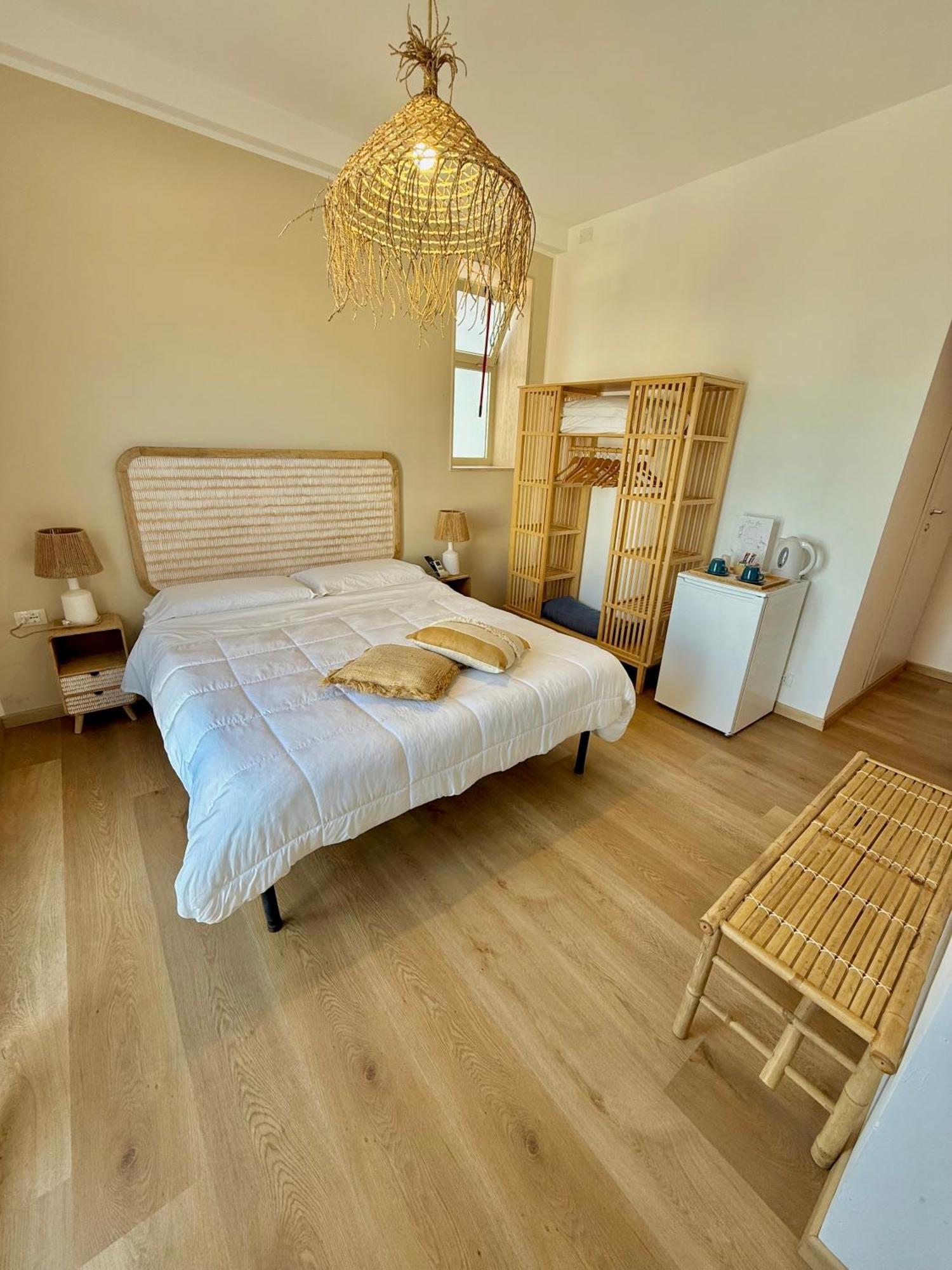 Terrazze Sul Mare Bed & Breakfast Pozzallo Eksteriør bilde